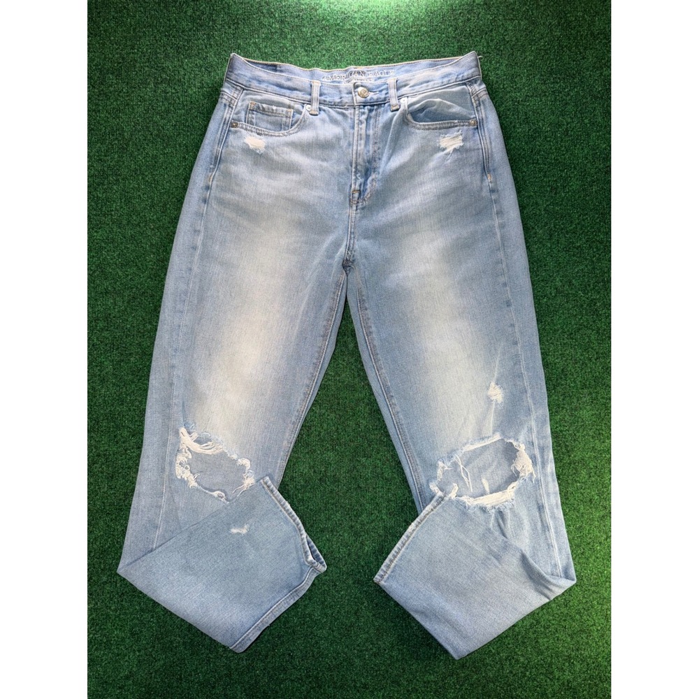 American Eagle Mom Jeans Womens 4 Light Wash Distressed High Rise Denim Blue